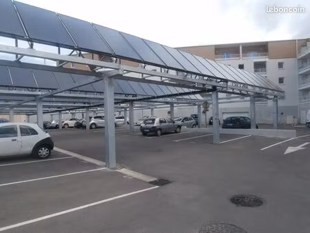 place de parking dans résidence sécurisée