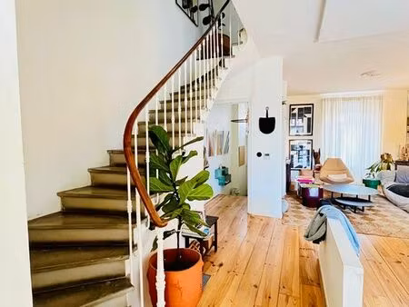 maison de ville près des halles