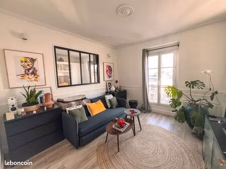 place du marché barbusse – dernier étage lumineux – vue dégagée