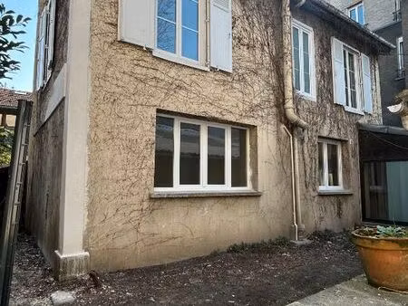 maison 5 pièces 166 m²