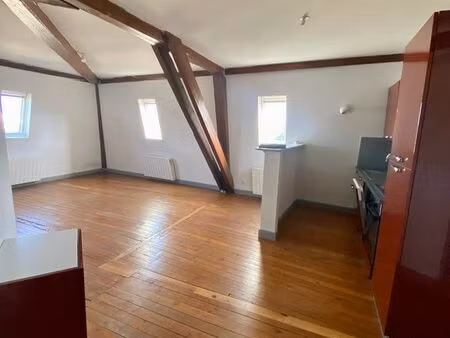 appartement t3 proche centre ville  immeuble de caractère