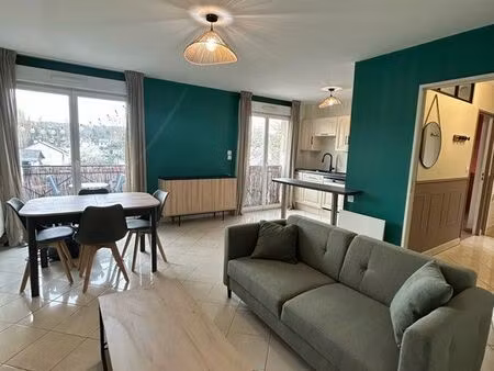 appartement t2 meublé 44m2 avec balcon aménagé - clé en main - entierement équipé - vaujou