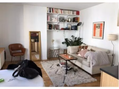 location meublé 2 pièces métro hoche