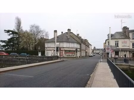 apt rdc meubles calme et centre ville