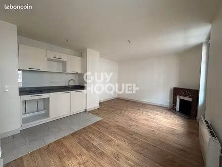 studio 1 pièce 29 m²