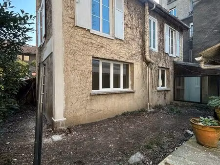 maison de ville 3 pièces 77 m²