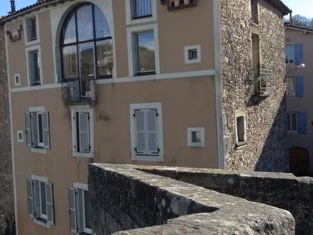 f2 très lumineux avec vue exceptionnelle