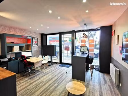 local commercial emplacement n*1