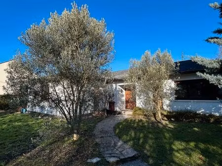 maison 5 pièces 180m2