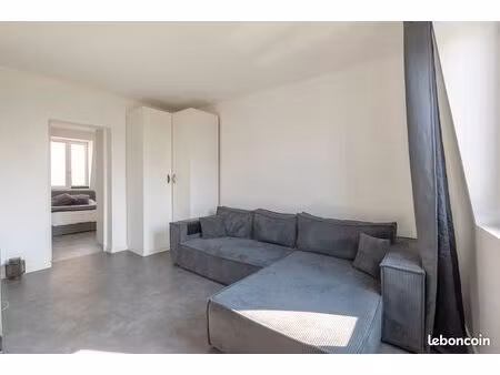 appartement 2 pièces – 31 m² – dernier étage – lumineux