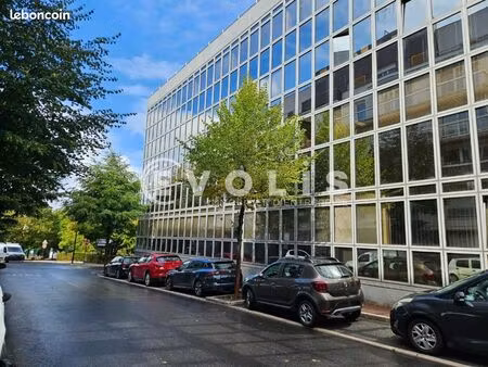 bureaux 150 m²