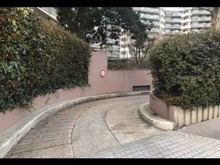 parking vincennes est