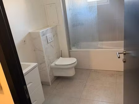 studio à louer romainville