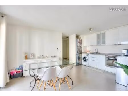 appartement 3 pièces 58 m²