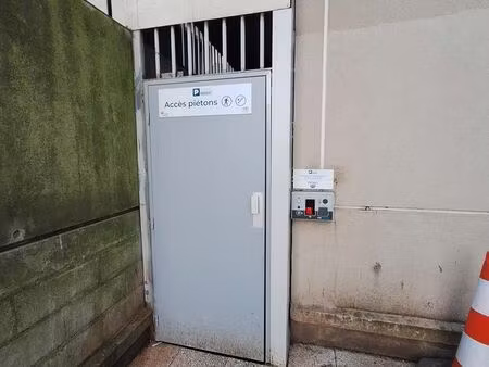 place parking ivry sur seine