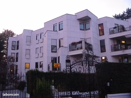 appartement 4 pièces  3 chambres. nogent-sur-marne secteur bois