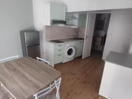 location meublée appartement 2 pièces 25.4 m² à vierzon (18100)  430 €