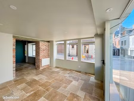 local commercial / mur de boutique à vendre à honfleur