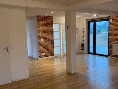 local commercial 120 m²