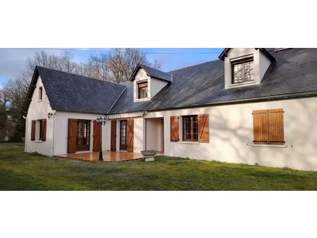 maison à vendre 8 pièces assais les jumeaux (79)