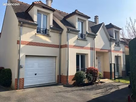 location pavillon f5