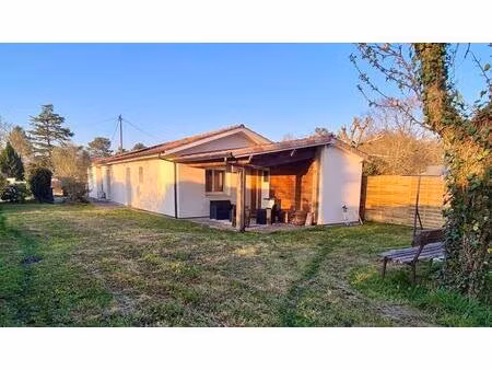 maison 4 pièces de 110m²   3 chambres + 1 bureau