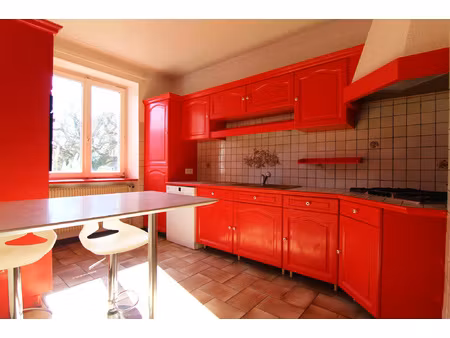 maison 135m2 + terrasse + jardin + cave :