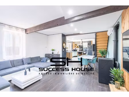 a vendre- charmante maison de village entièrement rénovée av