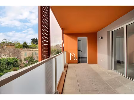 location t2 ovalie 42m2 avec terrasse + parking