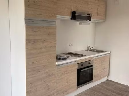appartement t2 nantes dervallières - 46.49 m2 628 euros