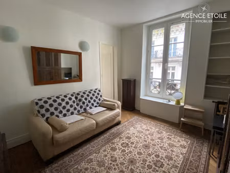 marche saint quentin / rue des petits hotels : appartement m