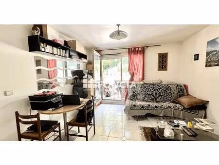 grand studio calme et sans vis-à-vis