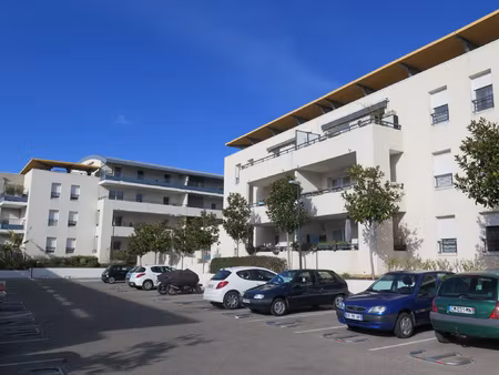 parking / route d'uzes - nimes
