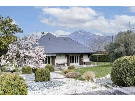 vente maison 5 pièces 300 m² chambéry (73000)
