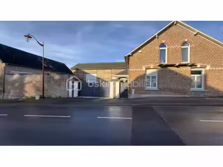 propriété de 225 m² à dallon