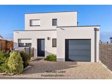 maison prefailles proche mer et centre -ville 5 pièce(s) 128 m2 hab avec piscine chauffée