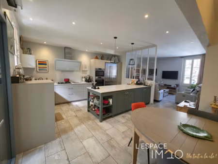 immeuble de caractère au coeur de cavaillon