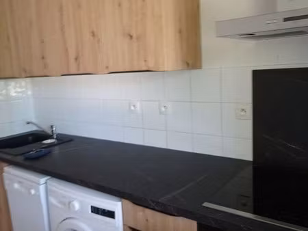 location appartement 3 pieces dans résidence pres lycée jules verne mondeville