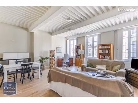 appartement 4 pièces 101 m²