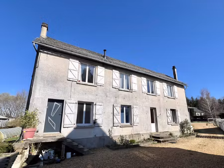 maison à montaignac-sur-doustre en corrèze