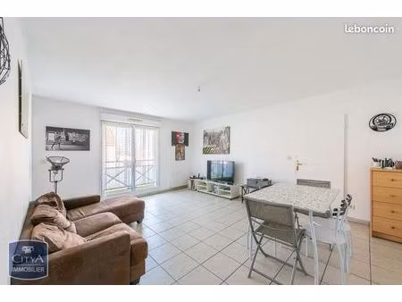 maison 3 pièces 70 m²