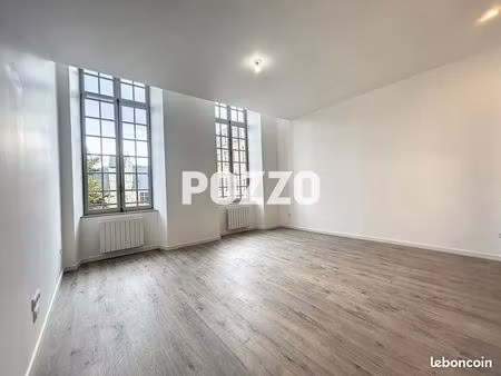 appartement 2 pièces 61 m²