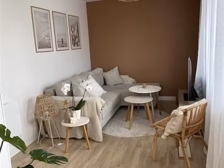 appartement 2 pièces meublé rue saint-jean