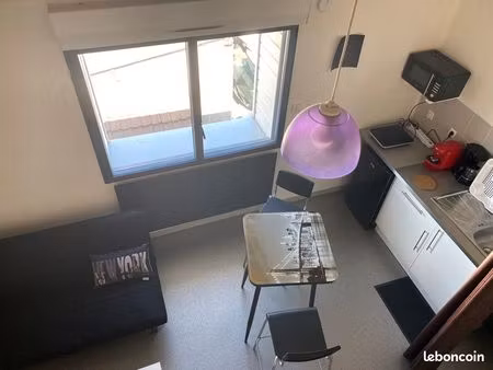studio meublé 17 m2 + mezzanine 520 tcc