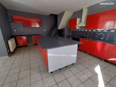 maison 2 pièces 83 m²