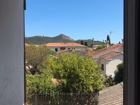 appartement t3 - 75 avenue jean toucas  la crau (83260) - loyer 720 cc