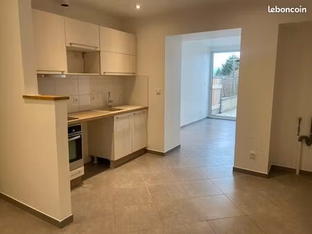 appartement t2 rdc avec terrasse
