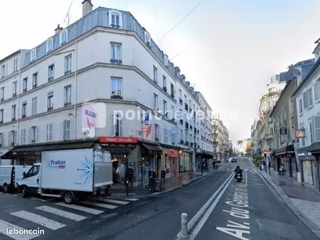 commerce beauté/coiffure 75 m²
