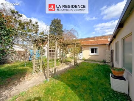 maison 2 pièces 25 m²