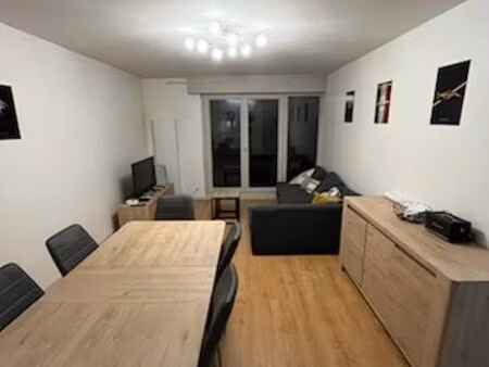 t3 à louer meublé de 64 m² - lille centre/catho